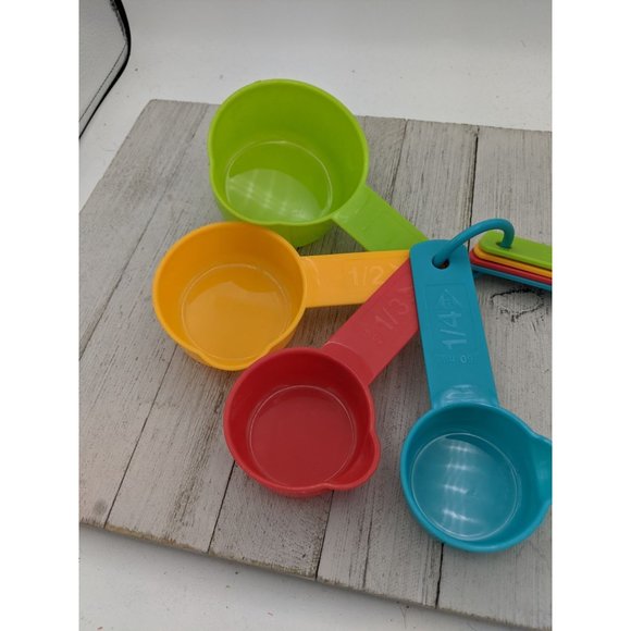 Multicolor Measuring Cup Spoon Set Easy Read, Lightweight Plastic 8-piece - Picture 4 of 5